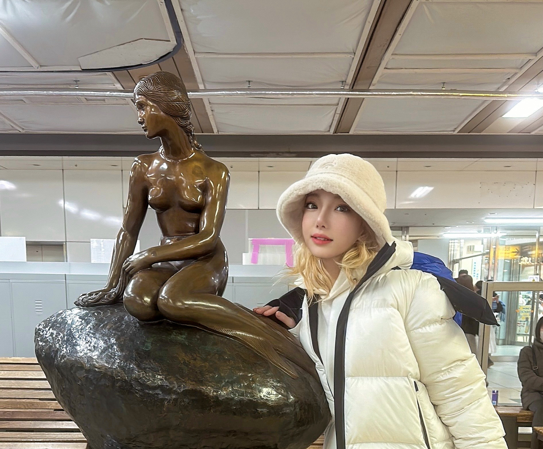 北海道・札幌】マーメイド像 - マーメイドスイムインストラクター